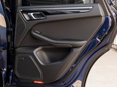2026 Porsche Macan AWD