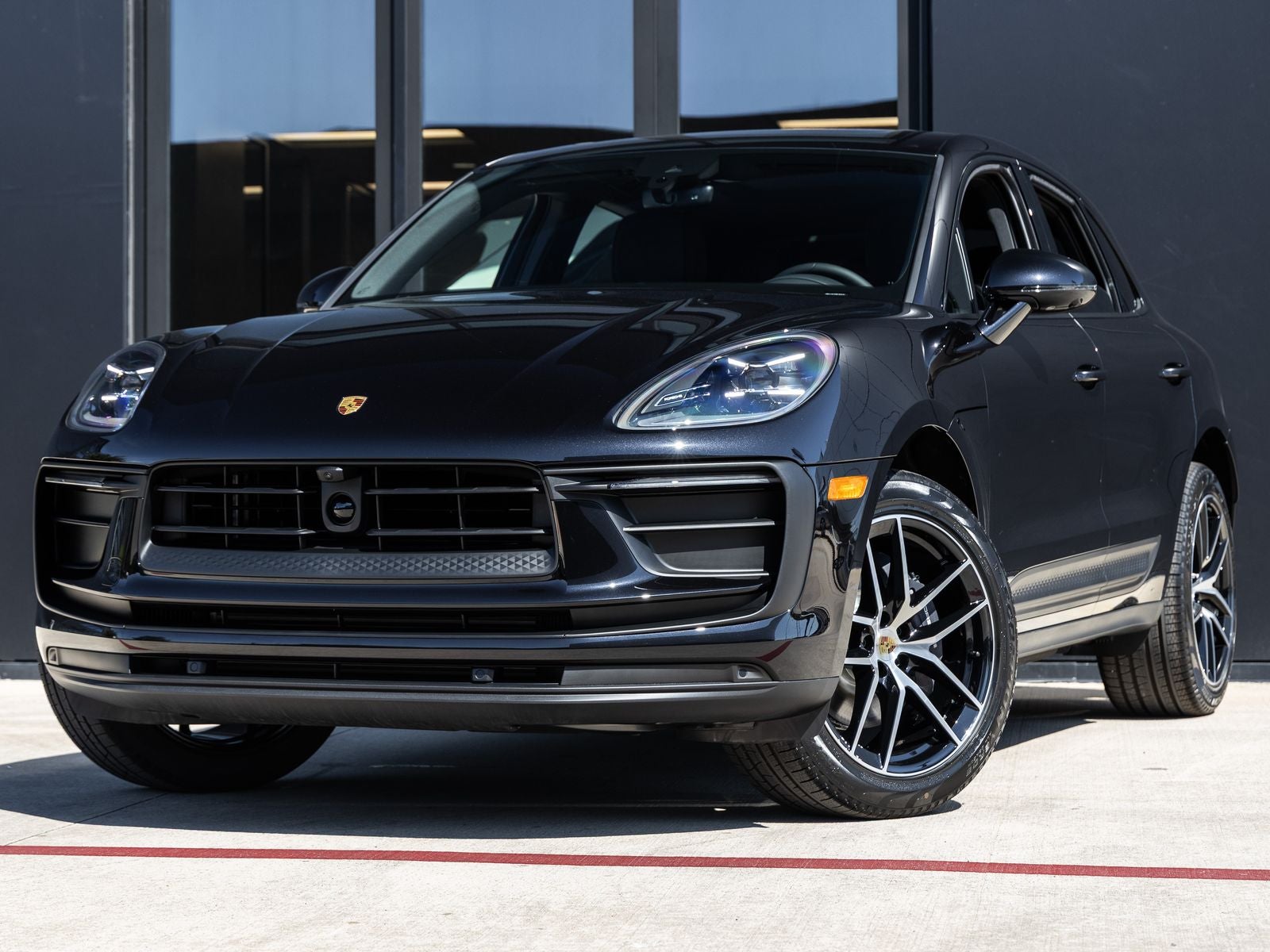 2026 Porsche Macan AWD