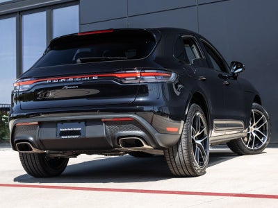 2026 Porsche Macan AWD