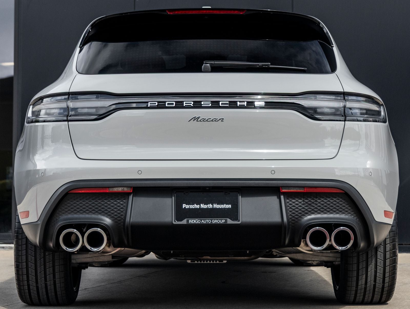 2026 Porsche Macan Base