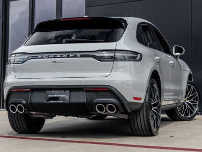 2026 Porsche Macan Base