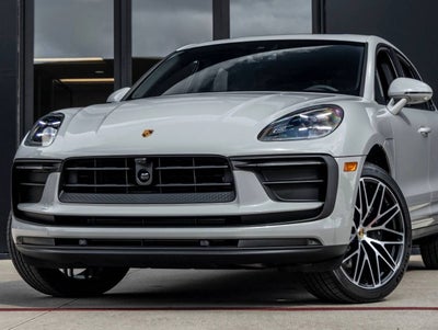 2026 Porsche Macan Base