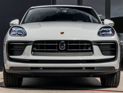 2026 Porsche Macan Base