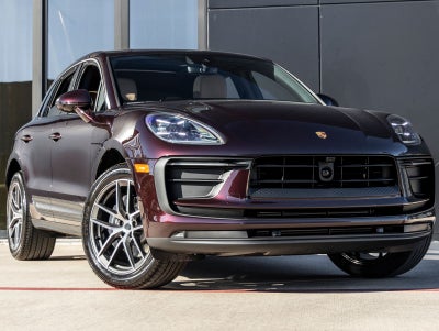 2026 Porsche Macan Base