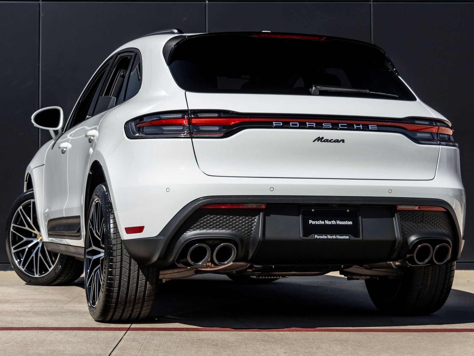 2026 Porsche Macan Macan