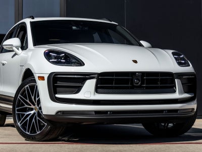 2026 Porsche Macan Macan