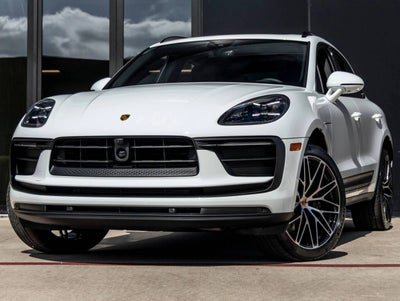2026 Porsche Macan AWD