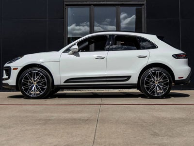 2026 Porsche Macan AWD