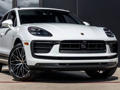 2026 Porsche Macan AWD