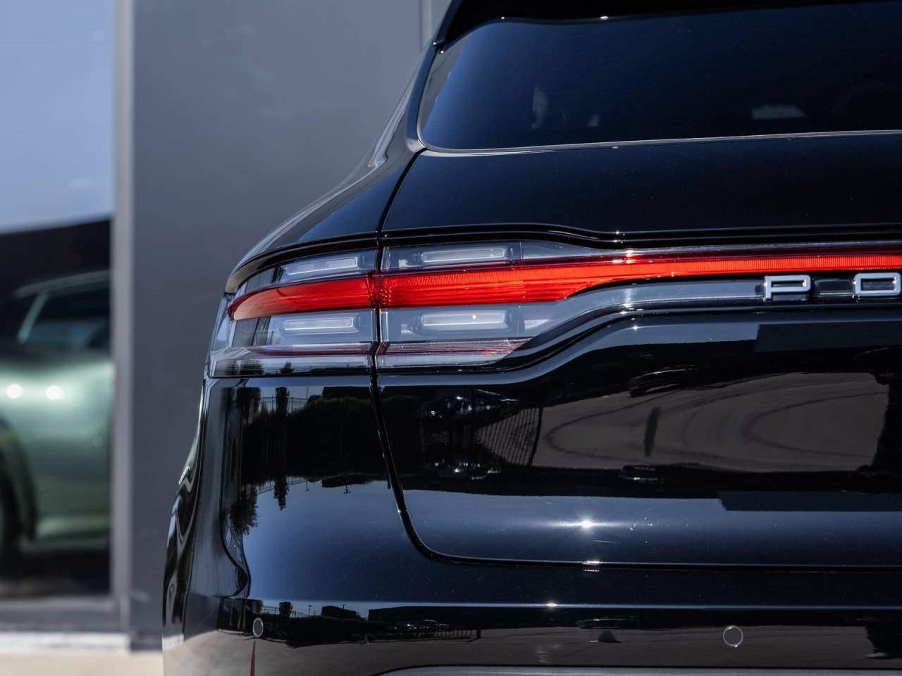 2026 Porsche Macan AWD