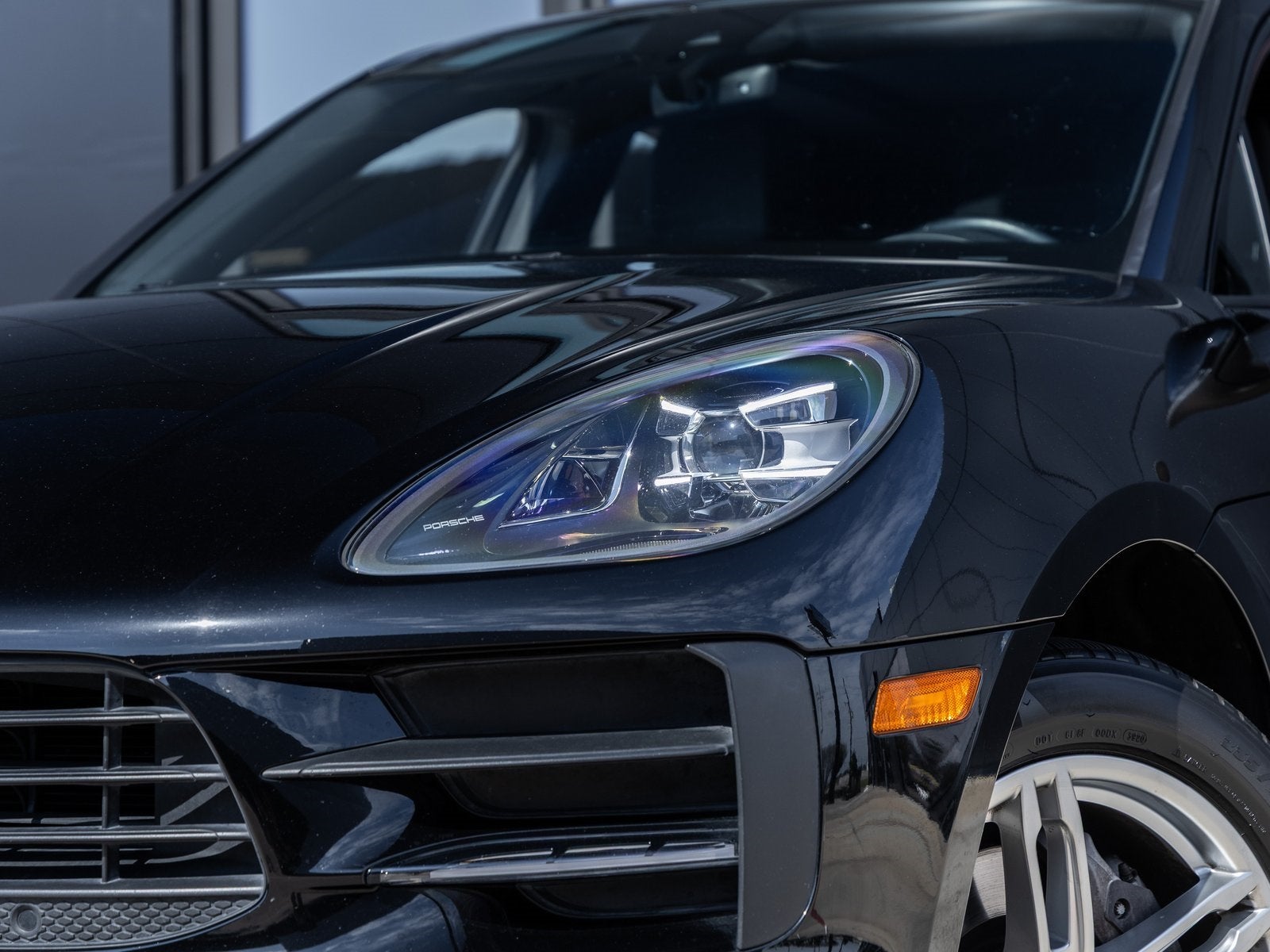 2021 Porsche Macan Macan