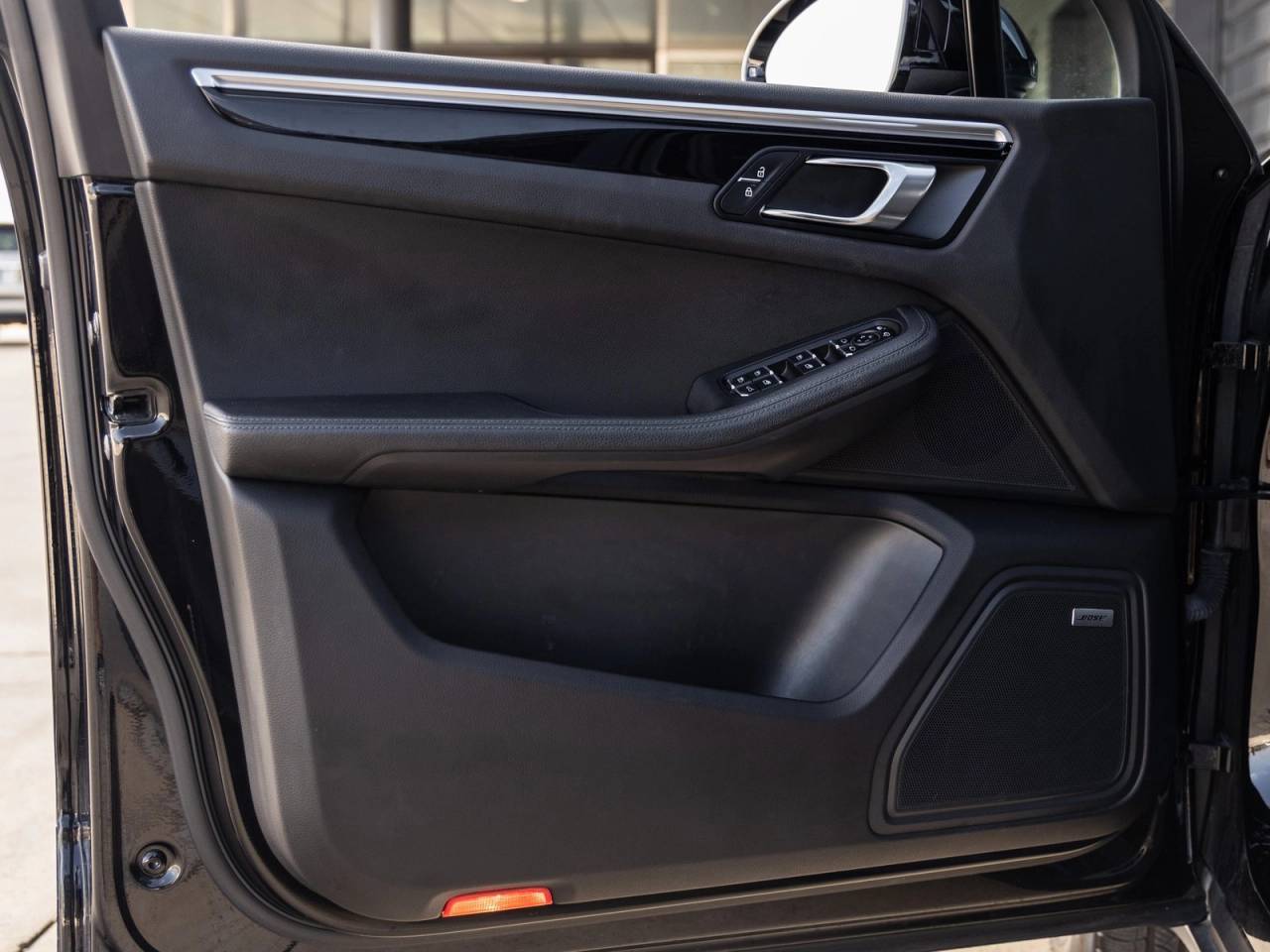 2021 Porsche Macan Macan