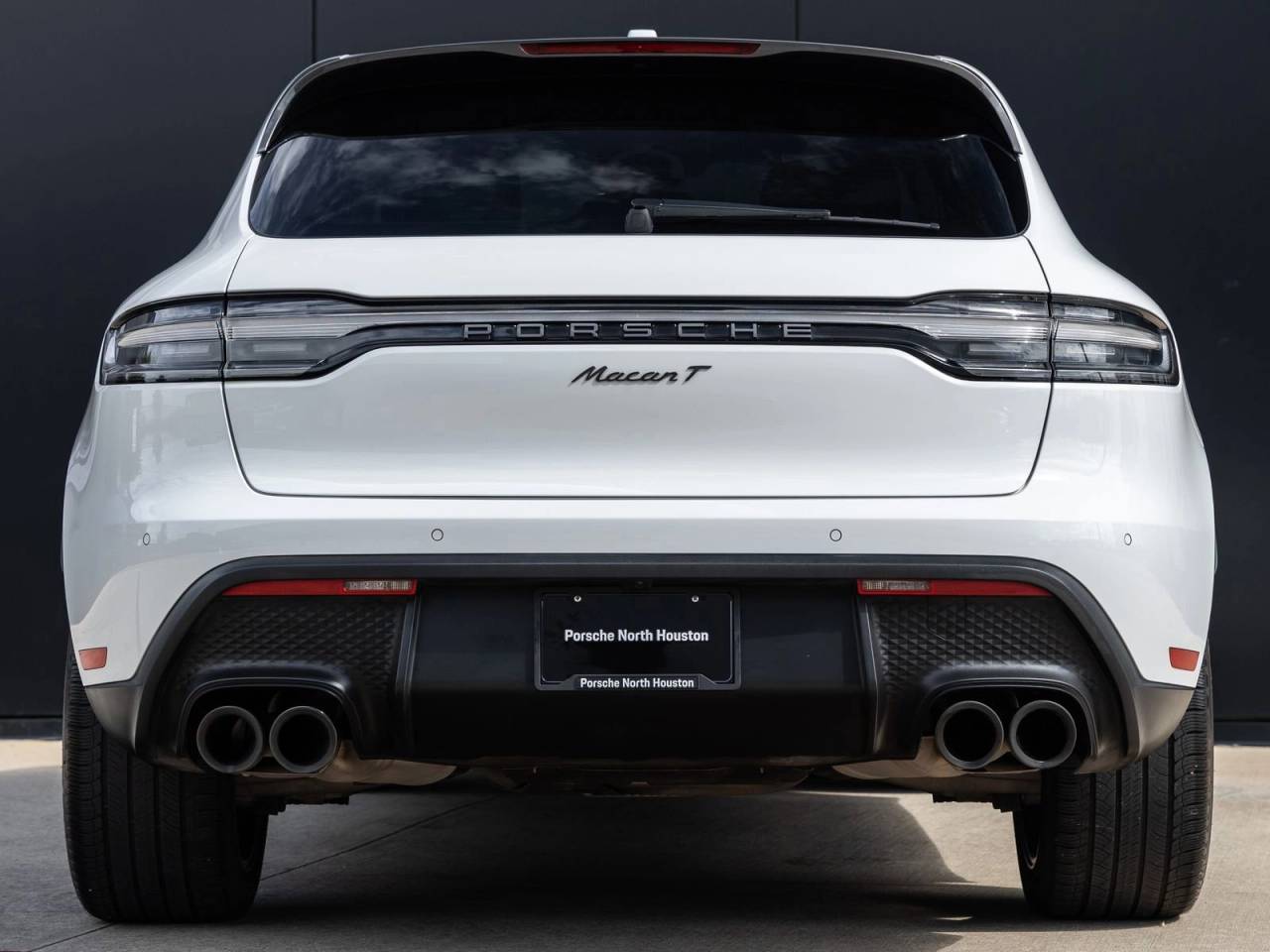 2023 Porsche Macan T