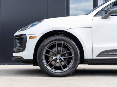 2023 Porsche Macan T