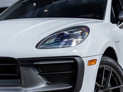 2023 Porsche Macan T