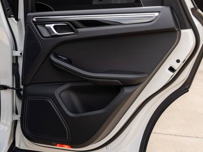 2023 Porsche Macan T