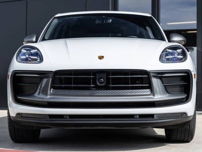 2023 Porsche Macan T