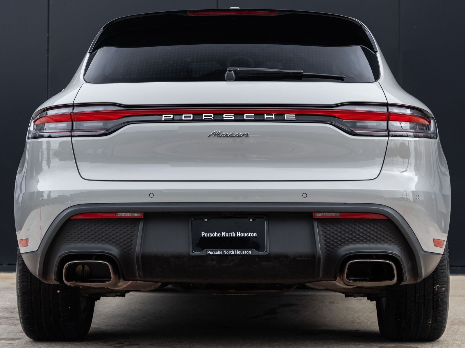 2023 Porsche Macan Macan (MY23)