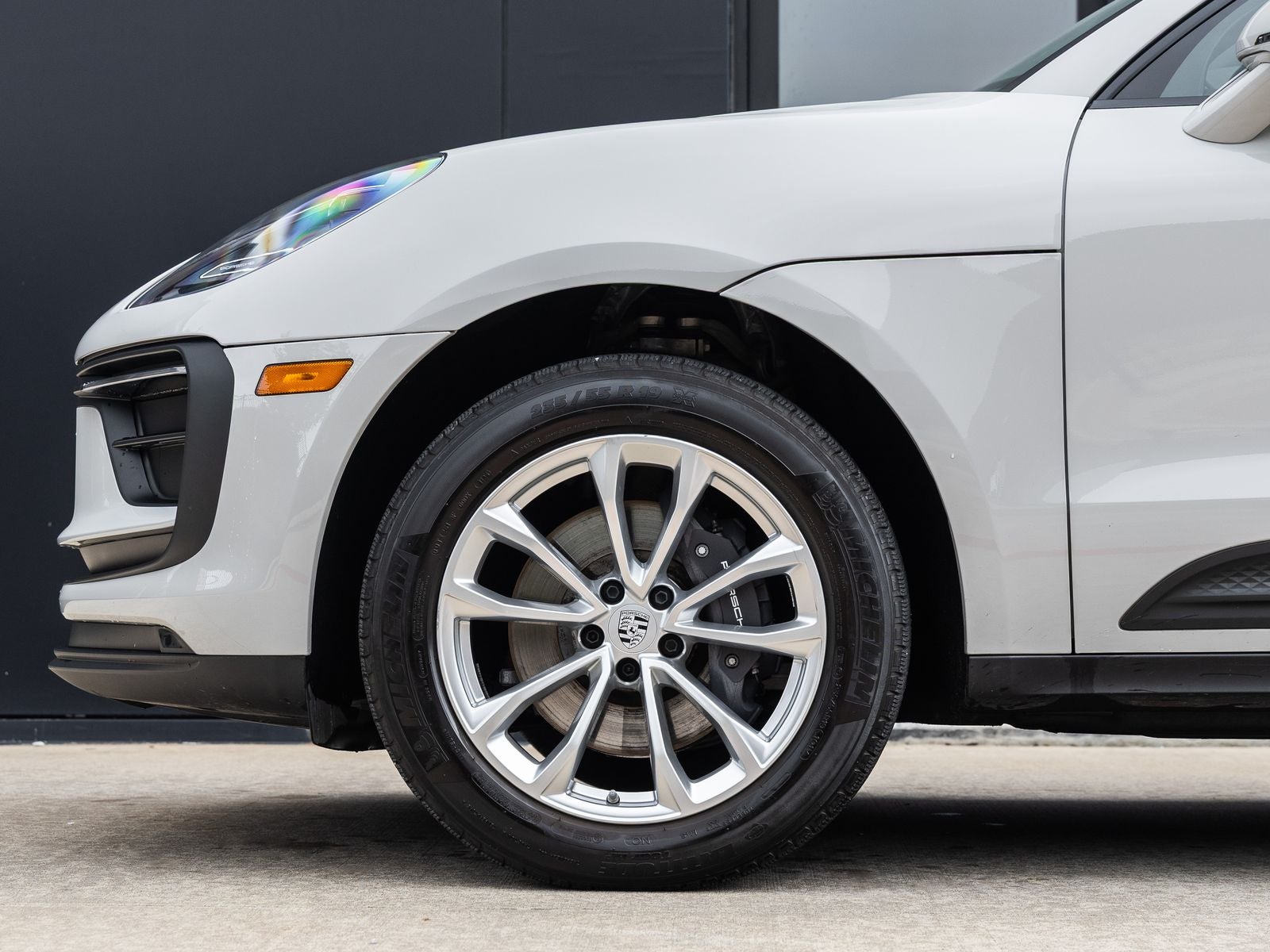 2023 Porsche Macan Macan (MY23)