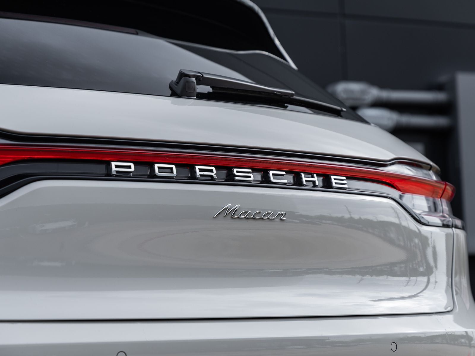 2023 Porsche Macan Macan (MY23)