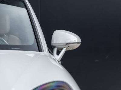 2023 Porsche Macan Macan (MY23)