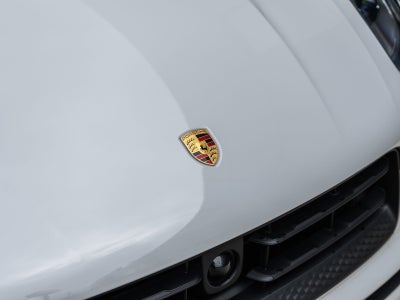 2023 Porsche Macan Macan (MY23)