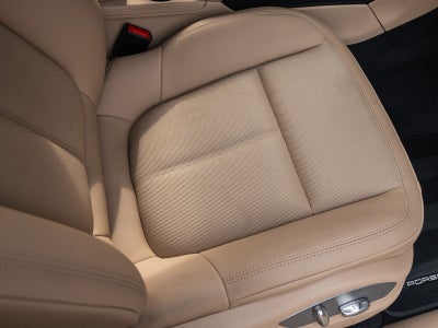 2023 Porsche Macan Macan (MY23)