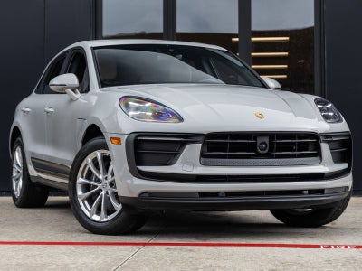 2023 Porsche Macan Macan (MY23)