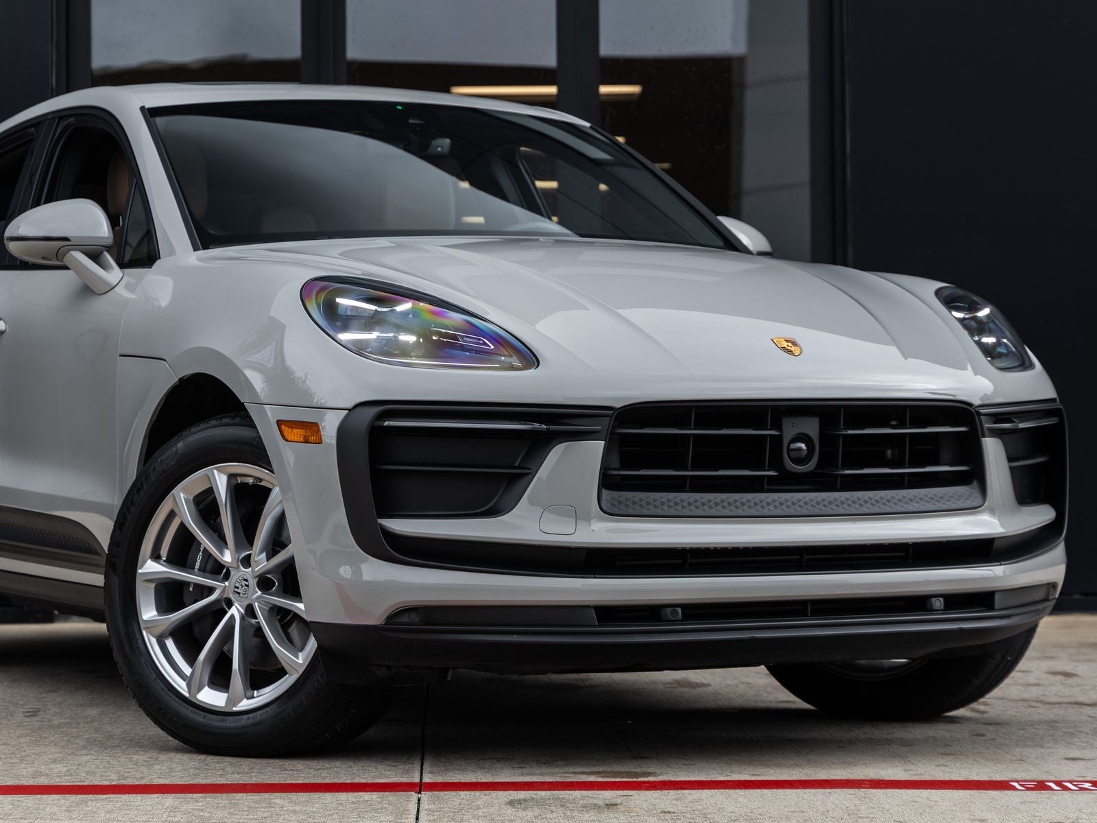 2023 Porsche Macan Macan (MY23)