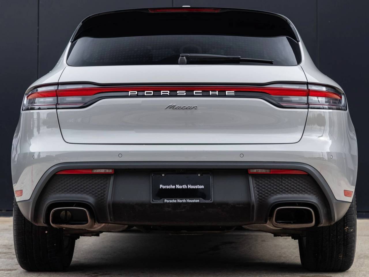 2023 Porsche Macan Macan (MY23)