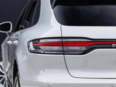 2023 Porsche Macan Macan (MY23)