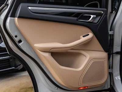 2023 Porsche Macan Macan (MY23)