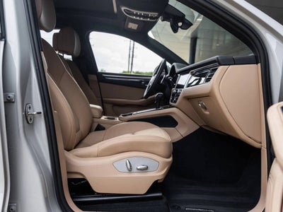 2023 Porsche Macan Macan (MY23)