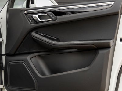2023 Porsche Macan Macan