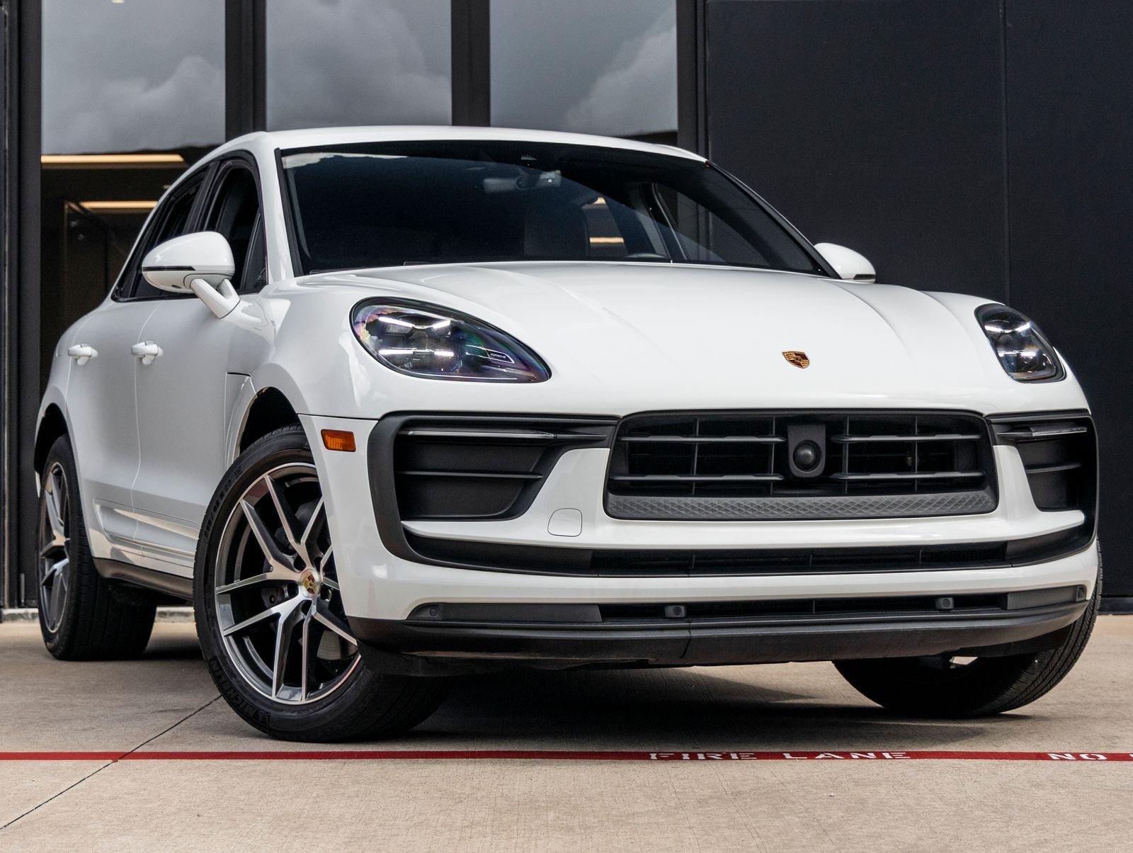 2023 Porsche Macan Macan