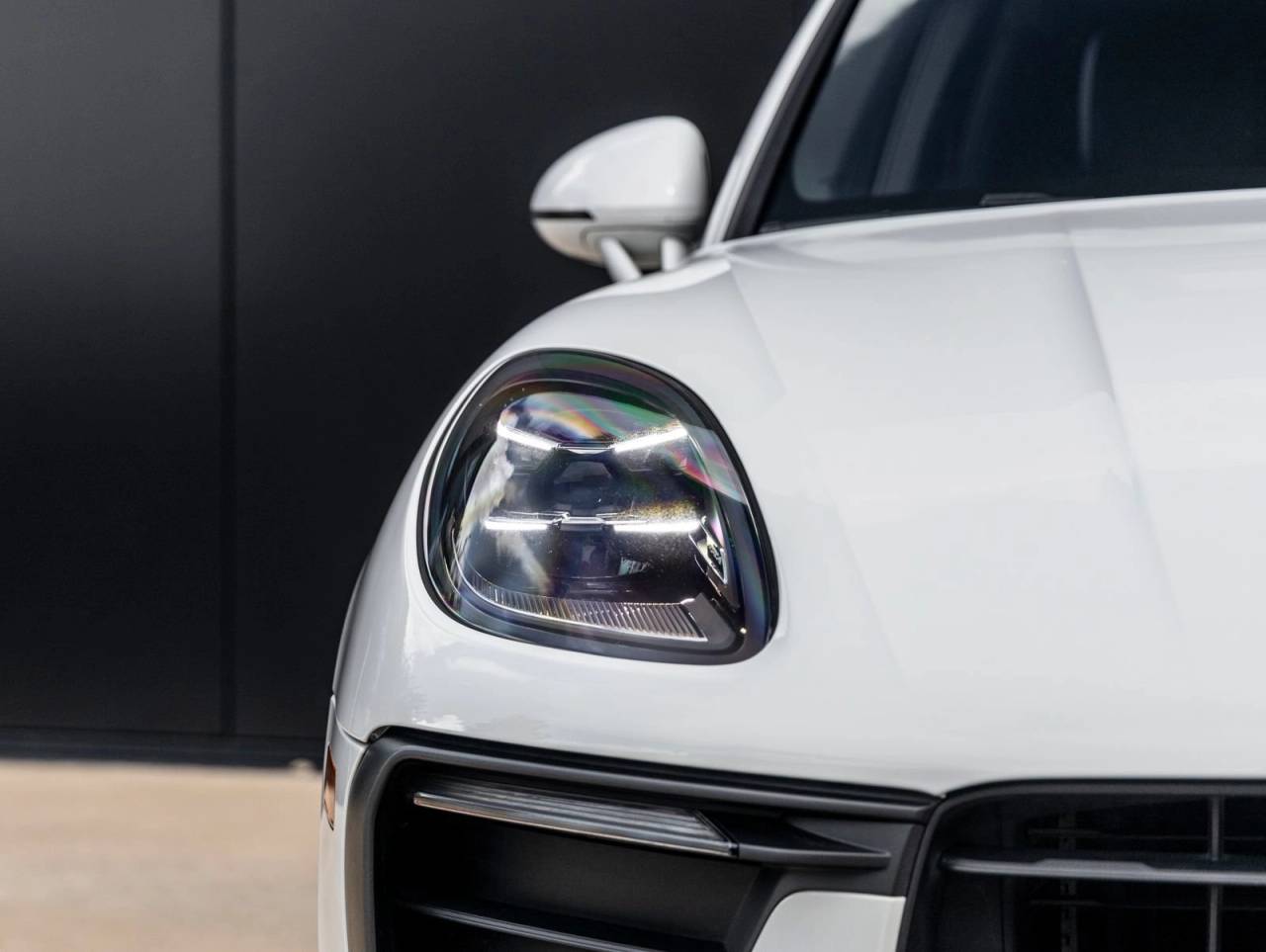 2023 Porsche Macan Macan