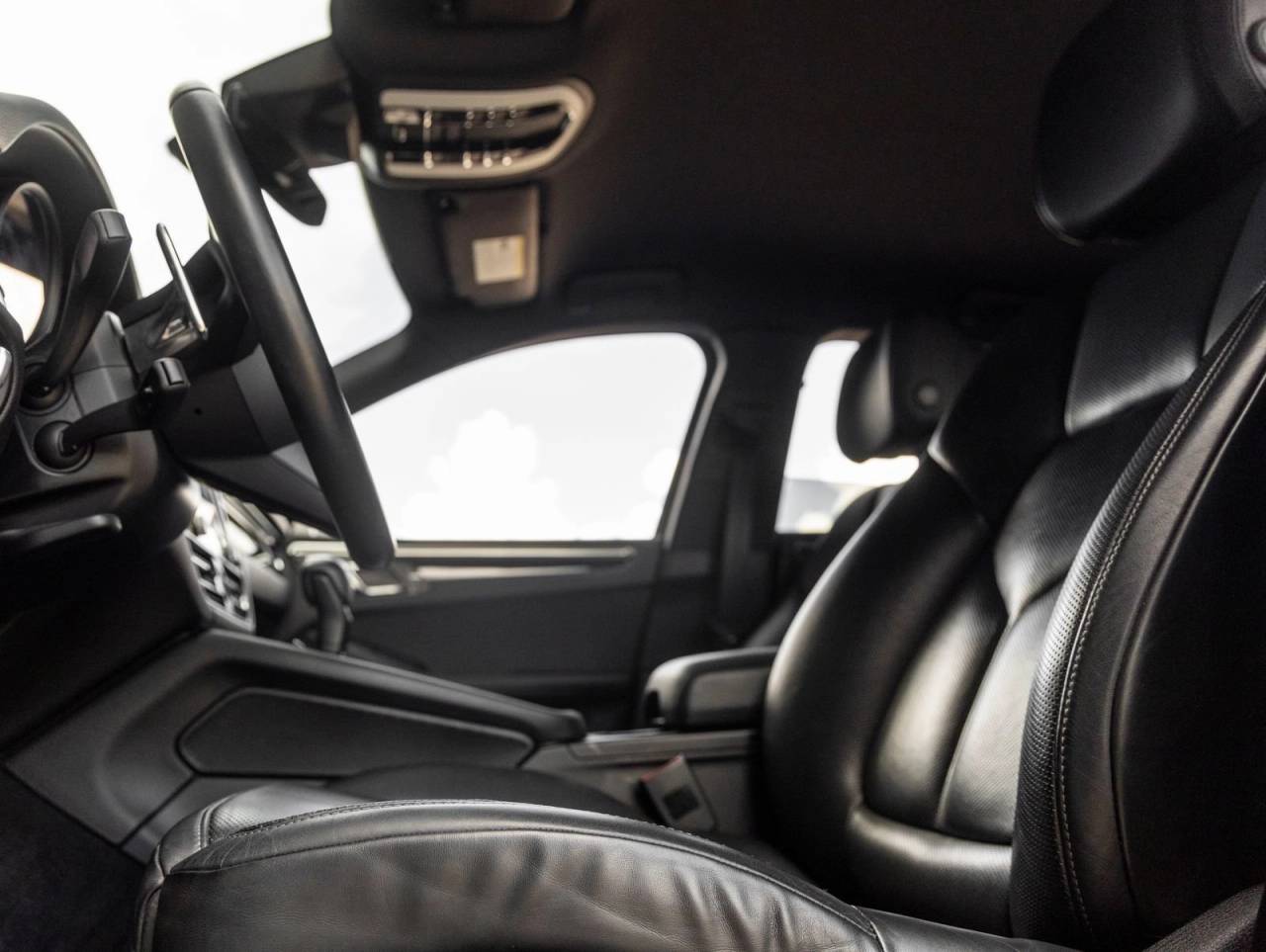 2023 Porsche Macan Macan