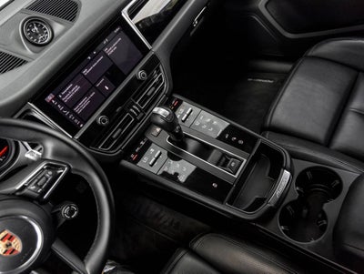 2023 Porsche Macan Macan