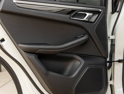 2023 Porsche Macan Macan