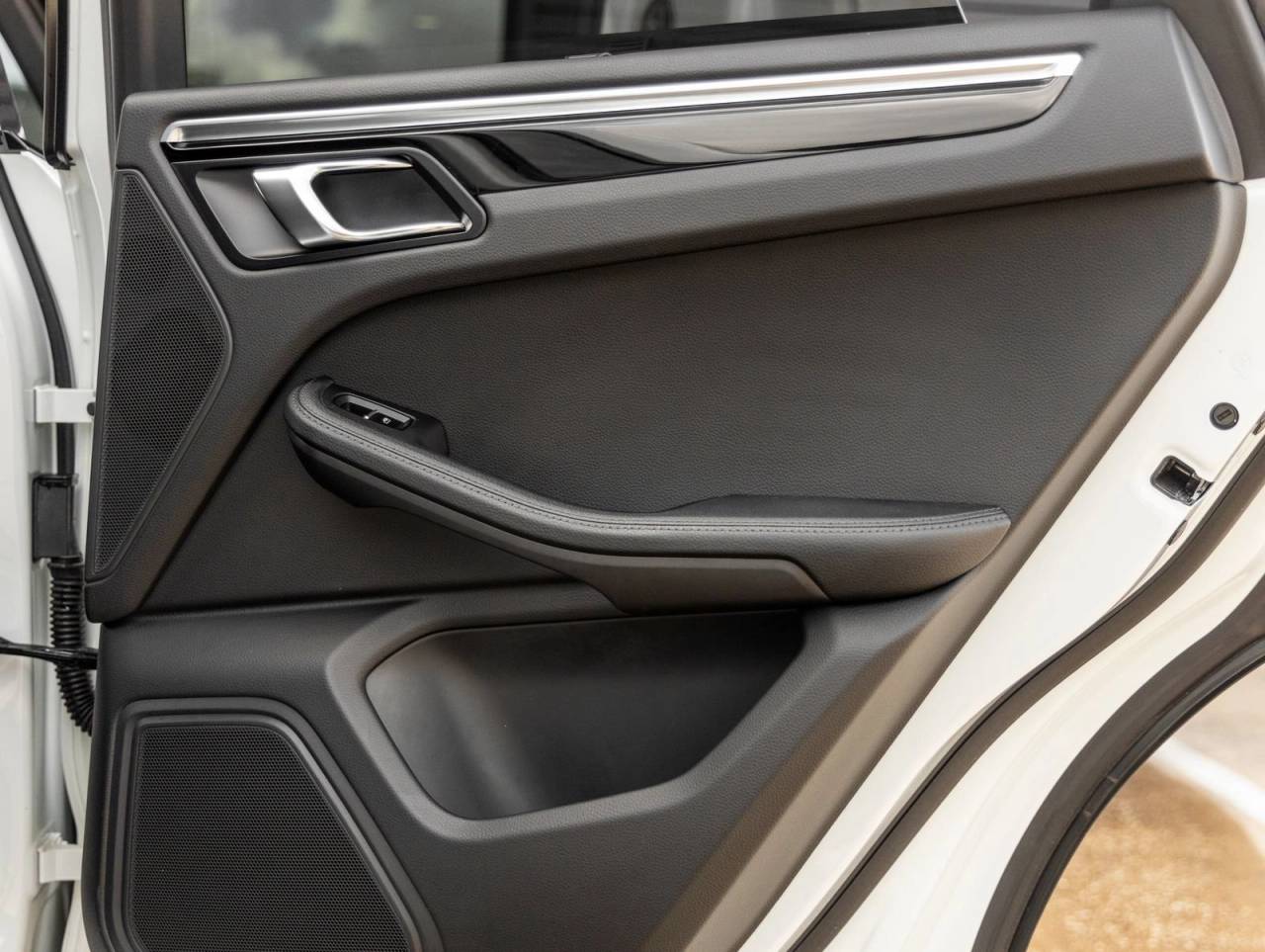 2023 Porsche Macan Macan