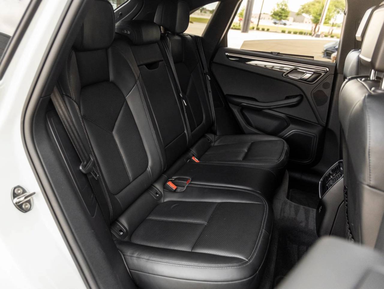 2023 Porsche Macan Macan