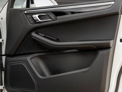 2023 Porsche Macan Macan