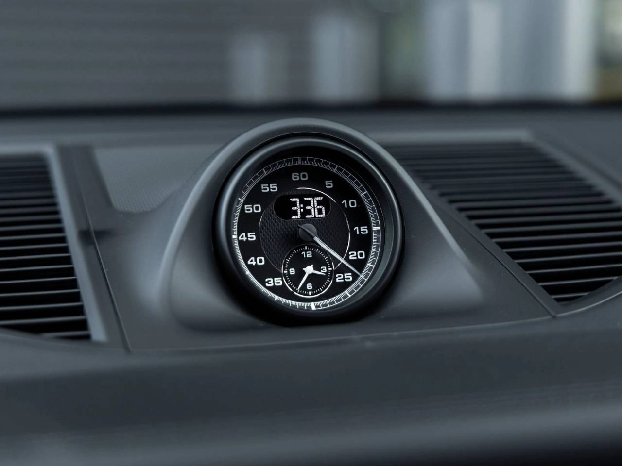 2025 Porsche Macan Macan T