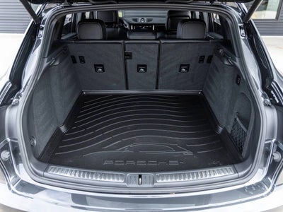 2025 Porsche Macan Macan T