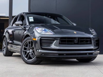 2025 Porsche Macan Macan T