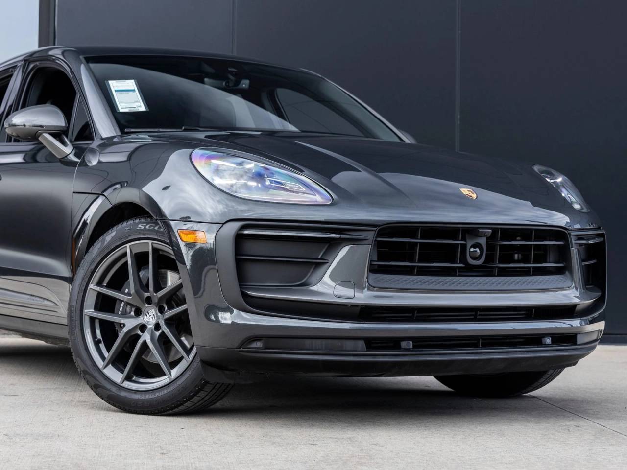 2025 Porsche Macan Macan T