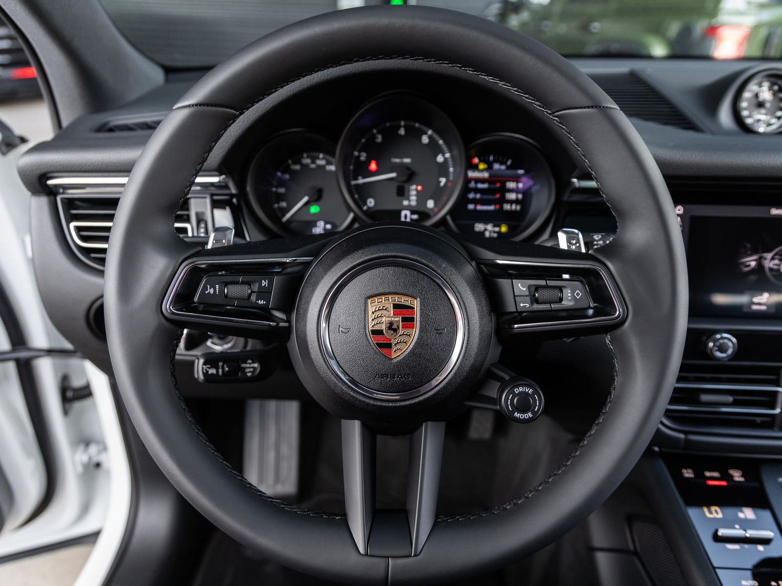 2025 Porsche Macan Macan
