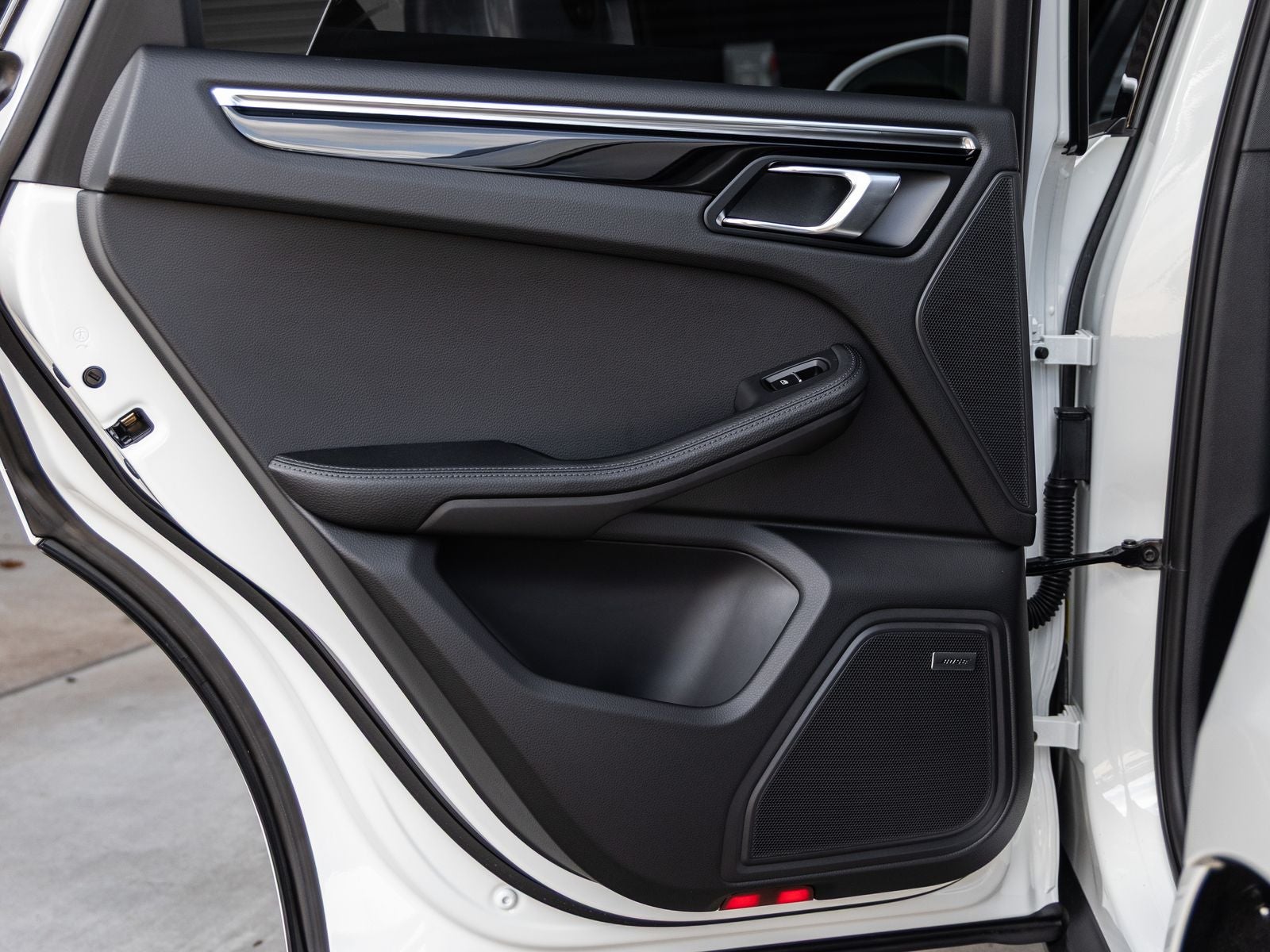 2025 Porsche Macan Macan