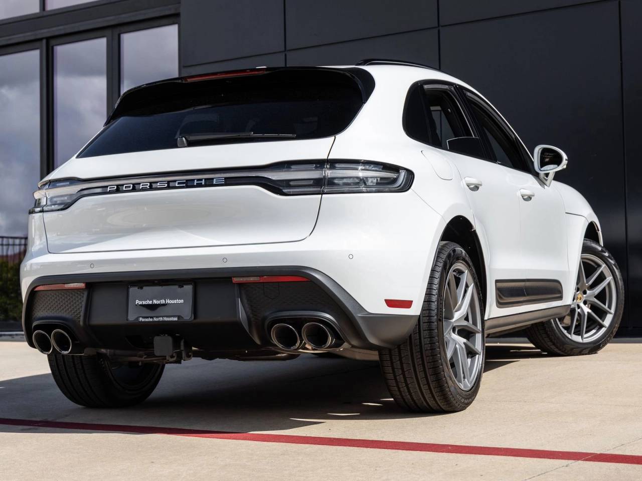 2025 Porsche Macan Macan