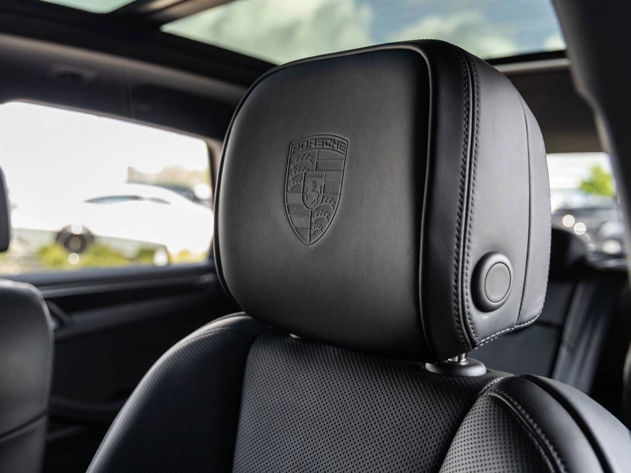 2025 Porsche Macan Macan